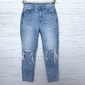 American Eagle High Rise Mom Jeans Light Wash Distressed Cotton size 0 length 27